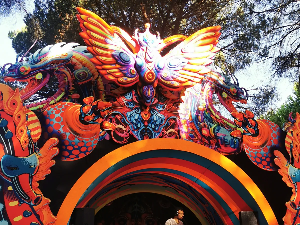 Mandukya performing on an outdoor psychedelic stage